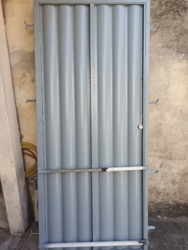 PORTÃO SOCIAL DE PASSAGEM DE PEDESTRE 90X2.10, PRODUTO NOVO NUNCA FOI INSTALADO.