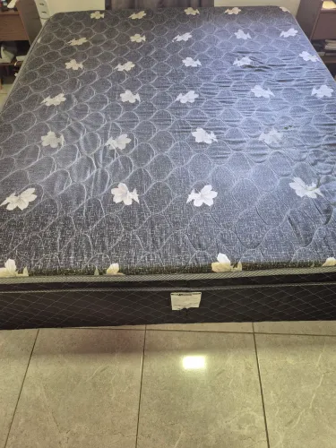Cama unibox queen ortopédica 