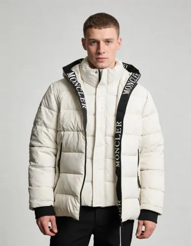 Jaqueta Moncler hood down jacket creme