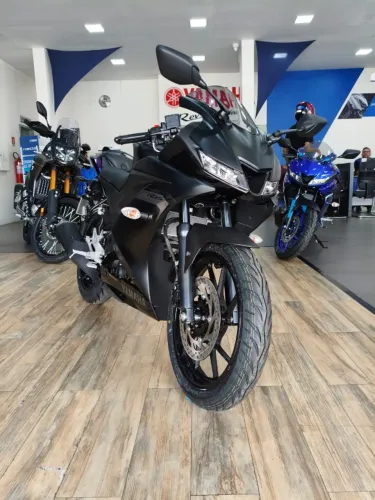 YAMAHA YZF-R15 ABS 2026 - PRONTA ENTREGA