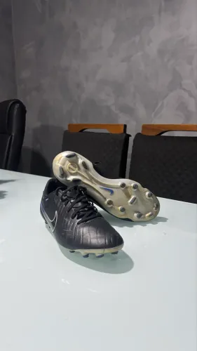 chuteira Nike tiempo campo