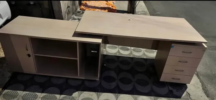 Mesa Executiva Escritório Completa + Gaveteiro e Armário