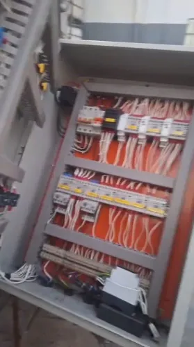 Caldeira a óleo que gera 500 kg/ h de vapor. Tenho vídeo com equipamento funcionando.