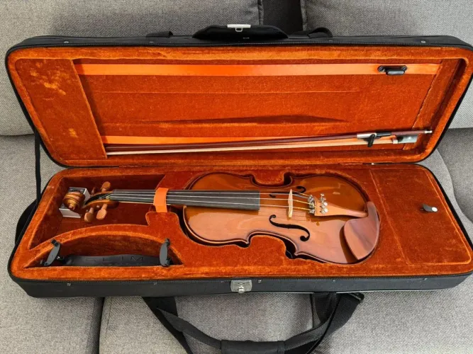 VIOLINO EAGLE