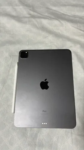iPad Pro 11" (3ª geração, 2021) com chip M1, 128GB + apple pencil 2° geração