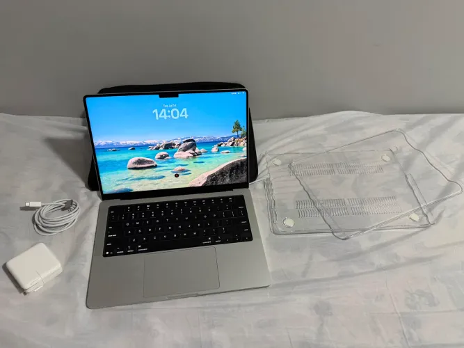 MacBook Pro M5 de 16GB 1TB