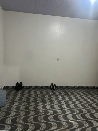 Casa alto e baixo,contém energia solar,ponto comercial