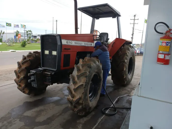 Massey Ferguson 630 a venda