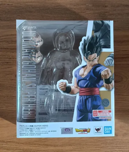 Gohan ultimate super hero S.H.Figuarts