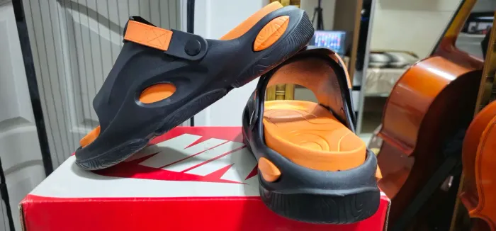 Os 2 chinelos por este valor, Chinelo Nuvem e Chinelo Nike Azuna NOVOS