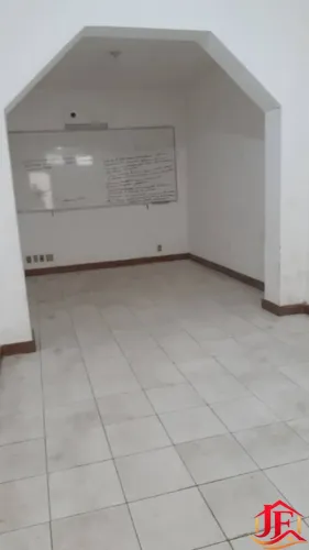 Casa com 5 dormitórios - venda por R$ 750.000,00 ou aluguel por R$ 8.900,00/mês - Barris -