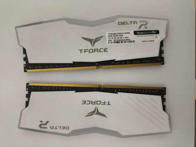 Memoria ram 2x8gb ddr4