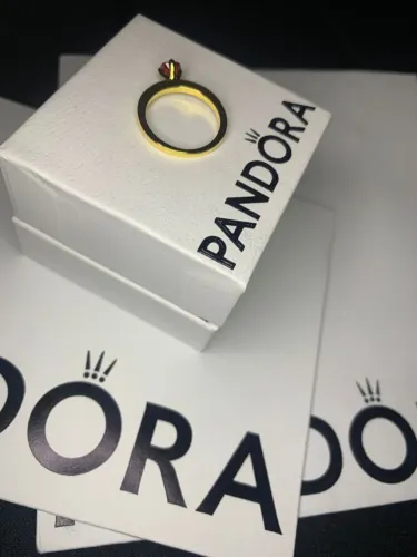 Anel Pandora Solitário ?Explosão de Amor?