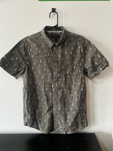 camisa cactos forever 21 tam P