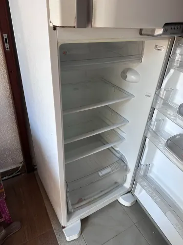 Geladeira 375 litros Brastemp