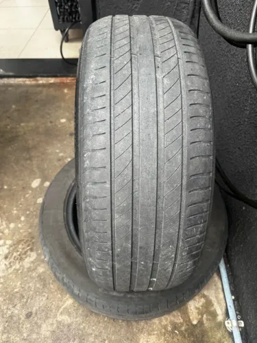 PNEU MICHELIN 215 55 17 PRIMACY 4