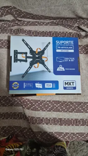 Suporte para TVs LCD/plasma triarruculadi