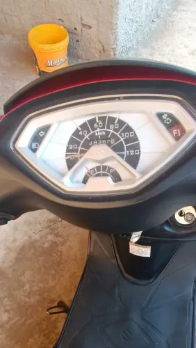 VENDO MOTO BURGMAN 125I