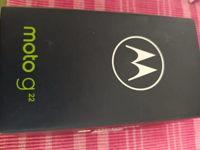 Celular Motorola G22 seminovo 