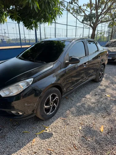 Fiat Grand Siena Attrac. 1.4 EVO F.flex 8V 2013