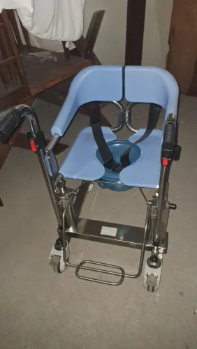 Cadeira de Transporte e transferência para acamados e idosos 