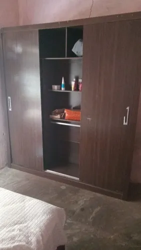 Vendo guarda roupa 