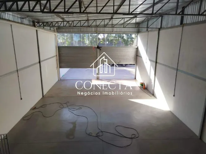 Galpão comercial de 250m² - por R$8.000,00 no Mansour - Uberlândia/MG