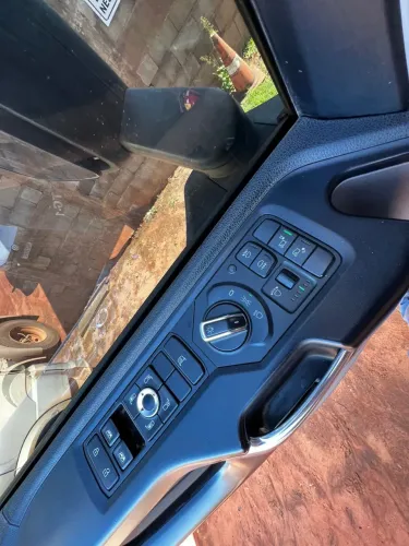 Scania r540 2022 com retarder, geladeira e volante em couro