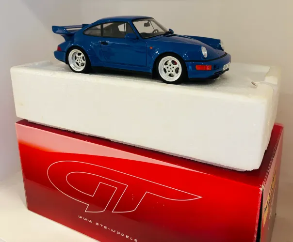 Miniatura Porsche 911 (964) GT Spirit 1/18