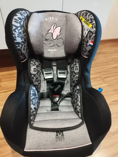Cadeirinha Infantil para Carro MINNIE com Base Reclinável  NOVA !!!