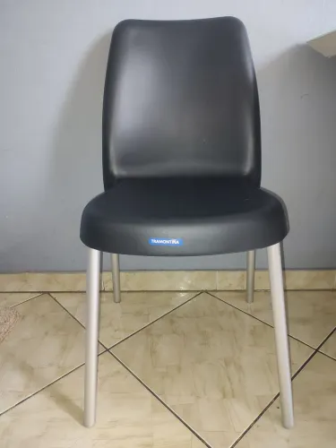 Cadeira Vanda Preta Polipropileno 120 Kg * Tramontina