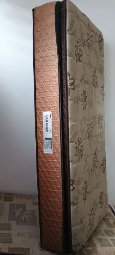 Venda de colchão solteiro novíssimo