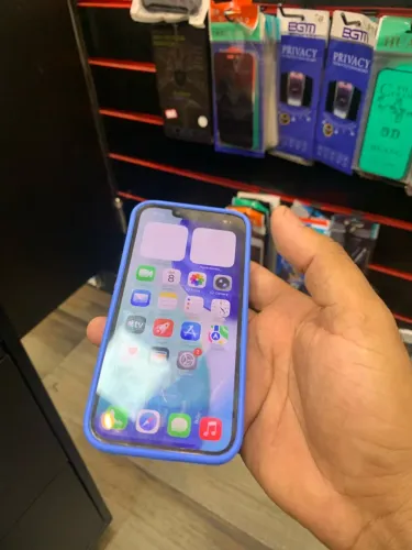 iPhone 13