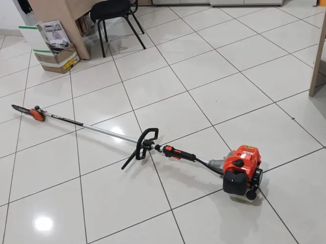 MOTO PODA - MARCA CARBOM