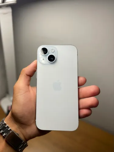 IPhone 15 128GB?