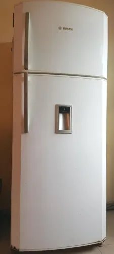 Geladeira Bosch 400 litros usada