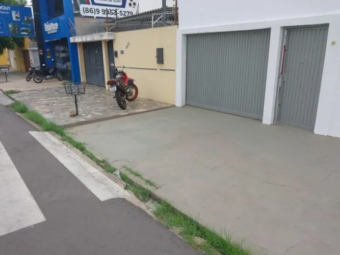 Casa Comercial para alugar com 0,00 metros quadrados no CENTRO - Teresina - Piauí