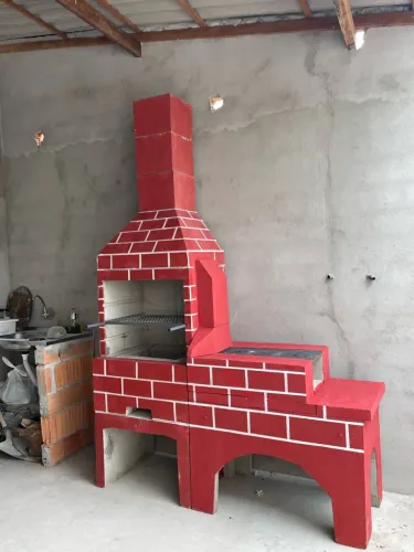 Churrasqueira com fogão a lenha