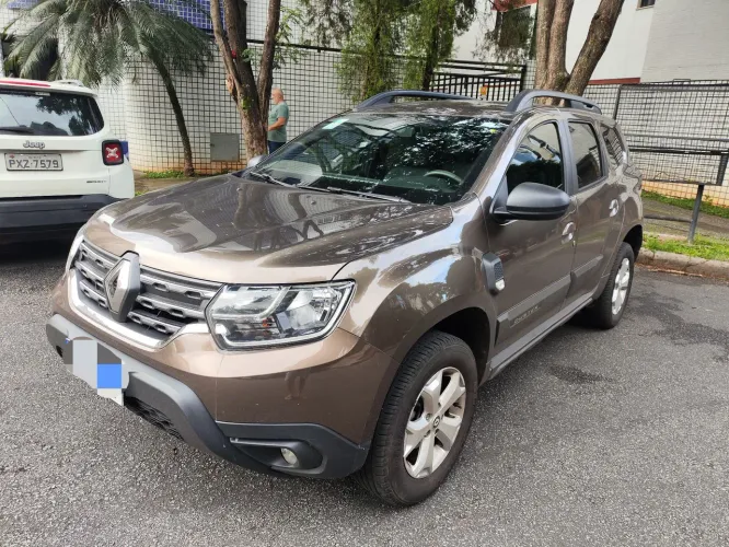 Duster Zen 2021 1.6 câmbio manual com bancos de couro marrom novíssima particular 