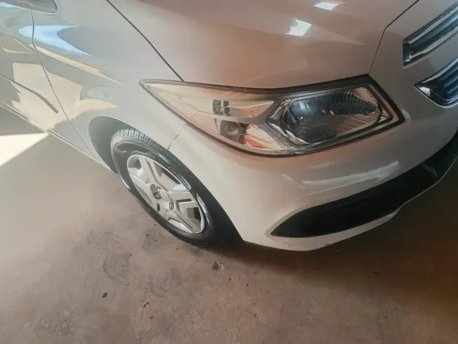 Chevrolet Prisma Sed. LT 1.0 8V Flexpower 4P 2015
