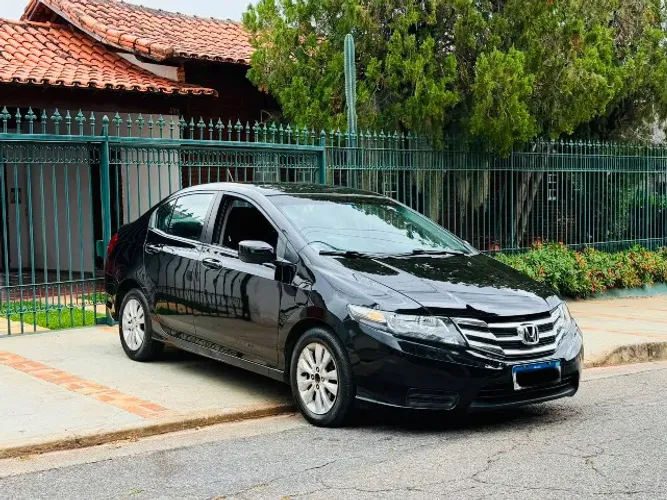 Honda City Sedan LX 1.5 Flex 16V 4P Aut. 2013