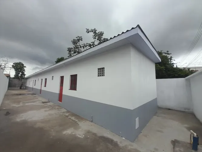 Tarumã - Parque Riachuelo, quitinete com: sala,/cozinha, quarto, banheiro, garagem