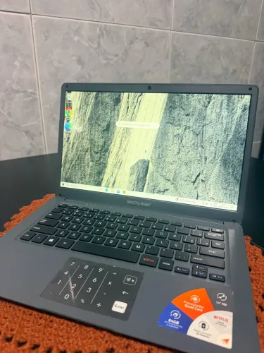 Notebook Multilaser. 64GB - 2GB RAM 