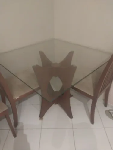 Mesa de Sala de Estar, com 4 cadeiras