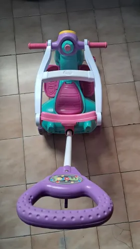 Triciclo infantil 