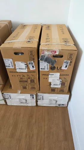 Ar Condicionado Split Hi Wall R32 LG Dual Inverter Voice AI 12000 BTU Quente e Frio 220v