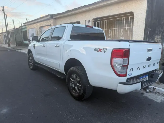 Ford Ranger XLS 2.2 4X4 CD Diesel Mec. 2015