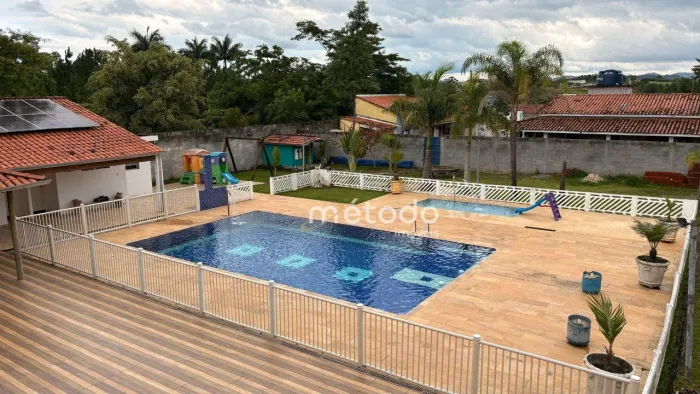 Chácara com 6 quartos à venda, 2485 m² por R$ 1.300.000 - Condomínio Residencial Sítio das