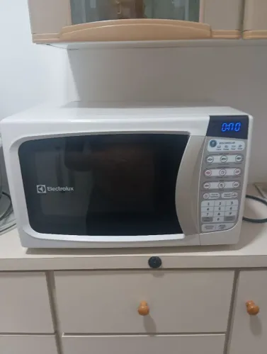 Vendo microondas com defeito , aceito oferta
