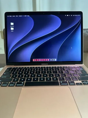 Macbook M1 / 8gb / 256gb